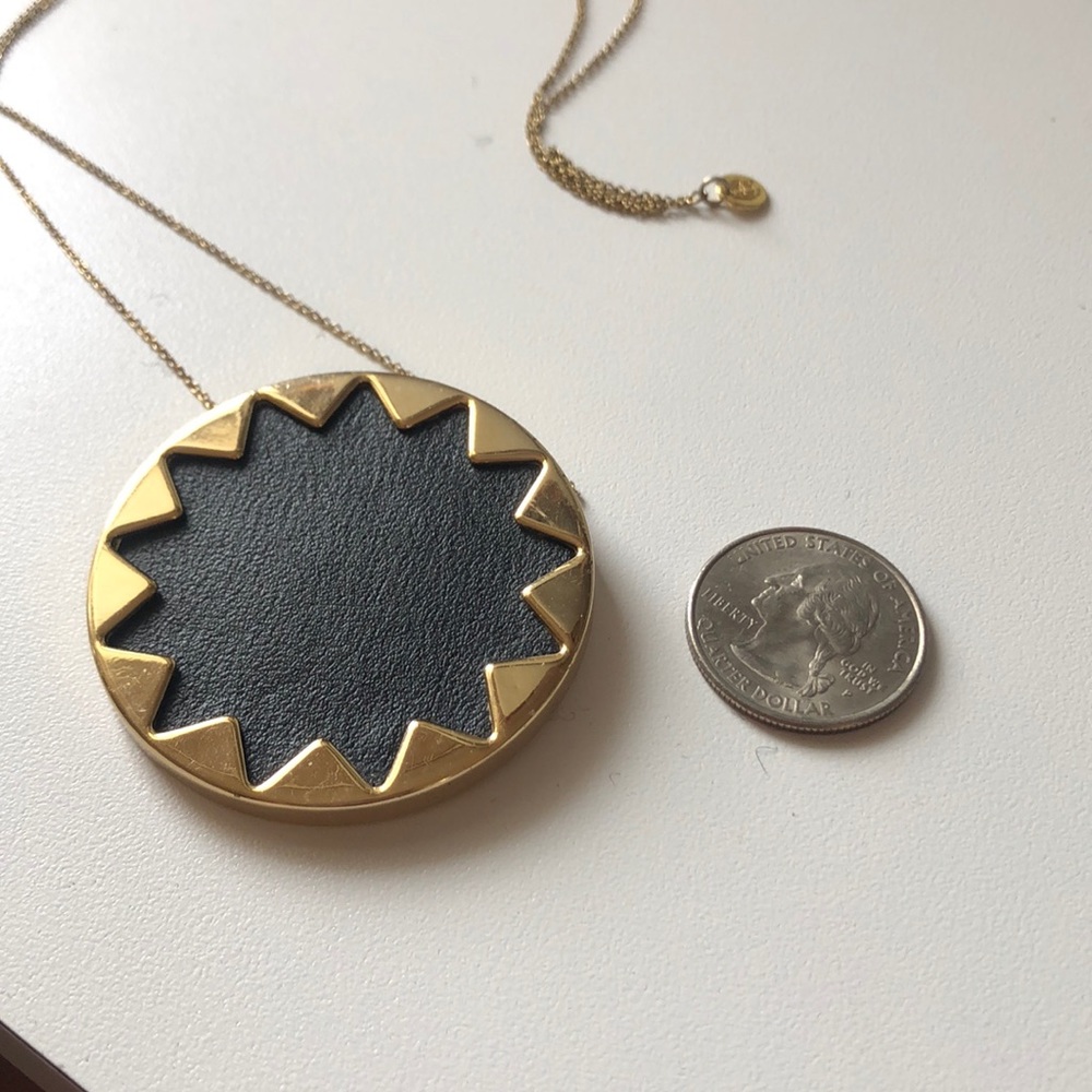 House of Harlow Large Sunburst Necklace - Picture 2 of 3